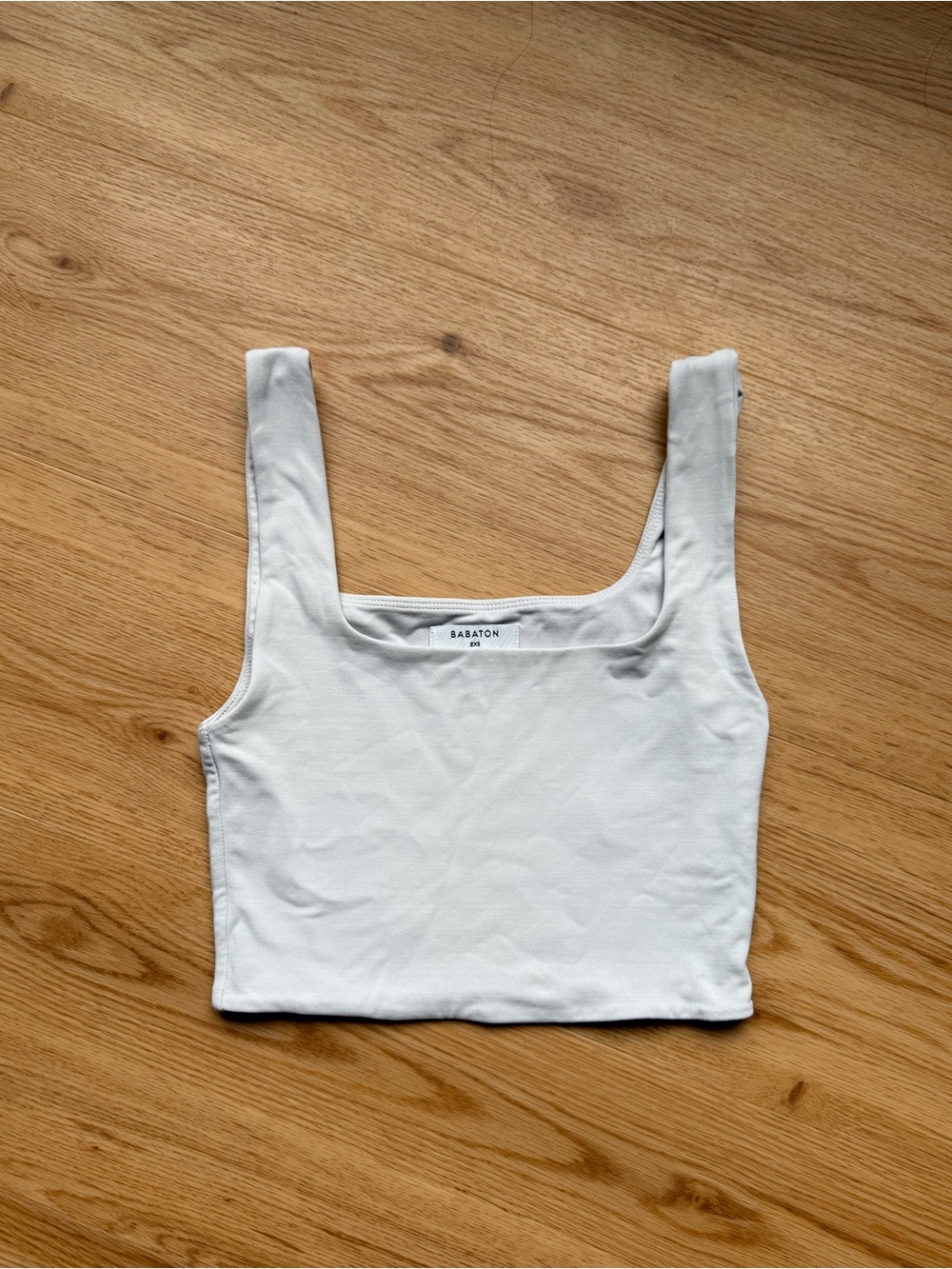 Aritzia babaton contour crop tank top
